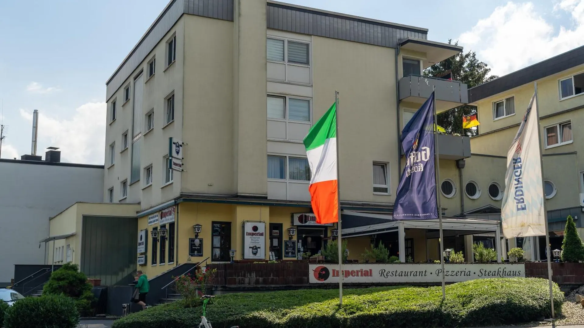 Airport Business Hotel Koeln 3*, Cologne